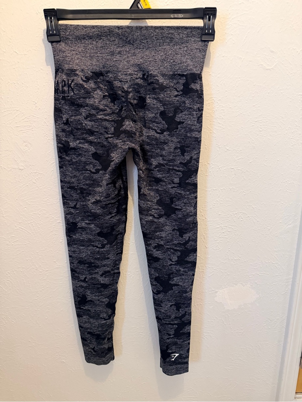 Gymshark Dark Gray Camo High-Rise Leggings - Picture 2 of 2
